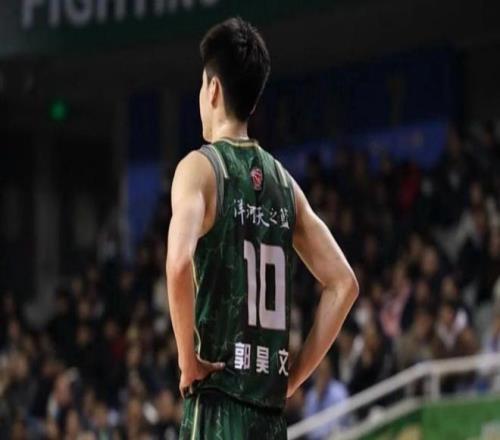 丁彦雨航加,盟广州龙狮,连续两届荣,亚博体育,亚博体育官网,亚博体育app,亚博体育下载